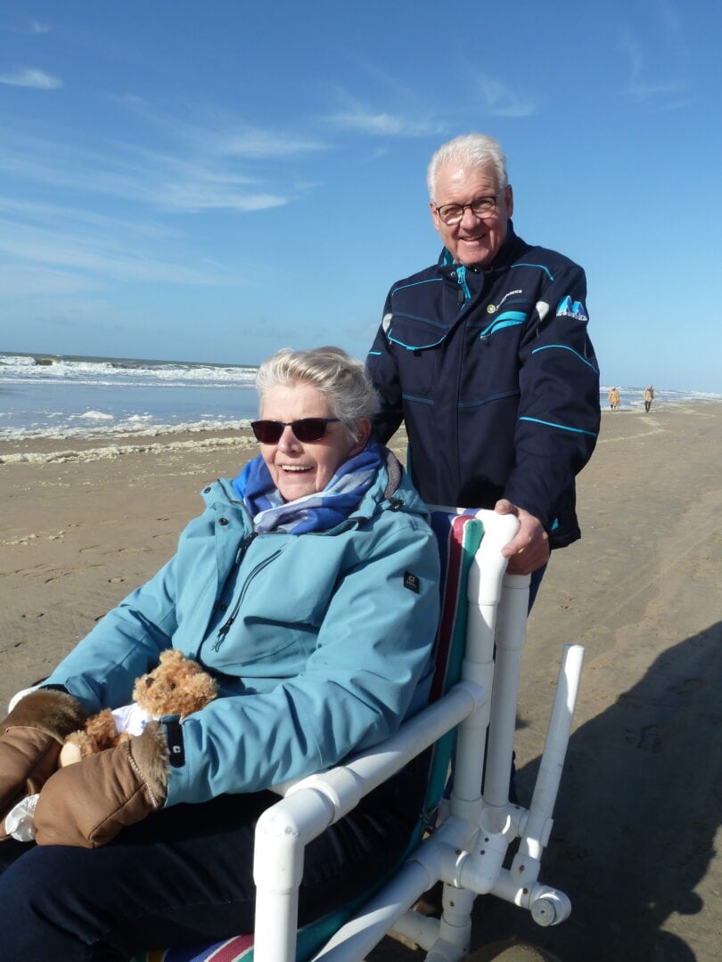 Ik Zou Zo Graag... De Zee Zien En Ruiken Wensambulance Oost Nederland (4)