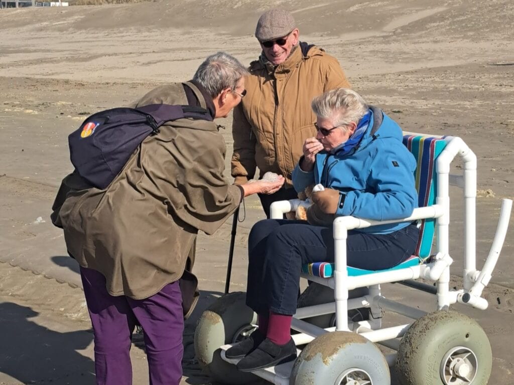 Ik Zou Zo Graag... De Zee Zien En Ruiken Wensambulance Oost Nederland 5