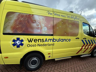 Wensambulance Oost Nederland Ik Zou Zo Graag Het Nieuwe Apparaat Van Mijn Man Zien (2)