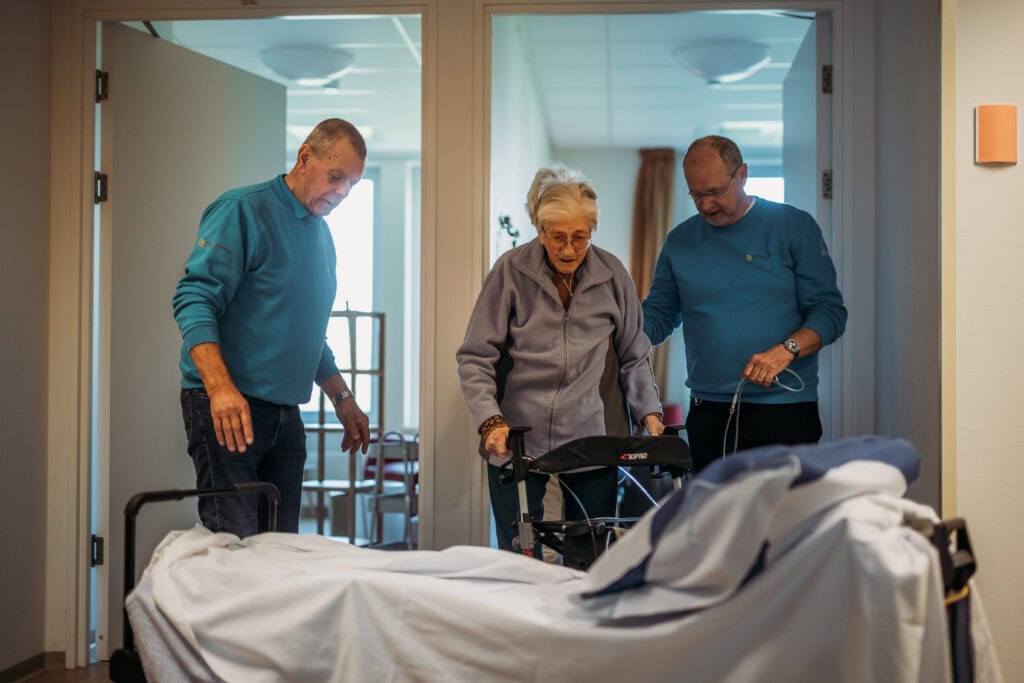 Wensambulance Oost Nederland Ik Zou Zo Graag Langs Mijn Oude Huis 3