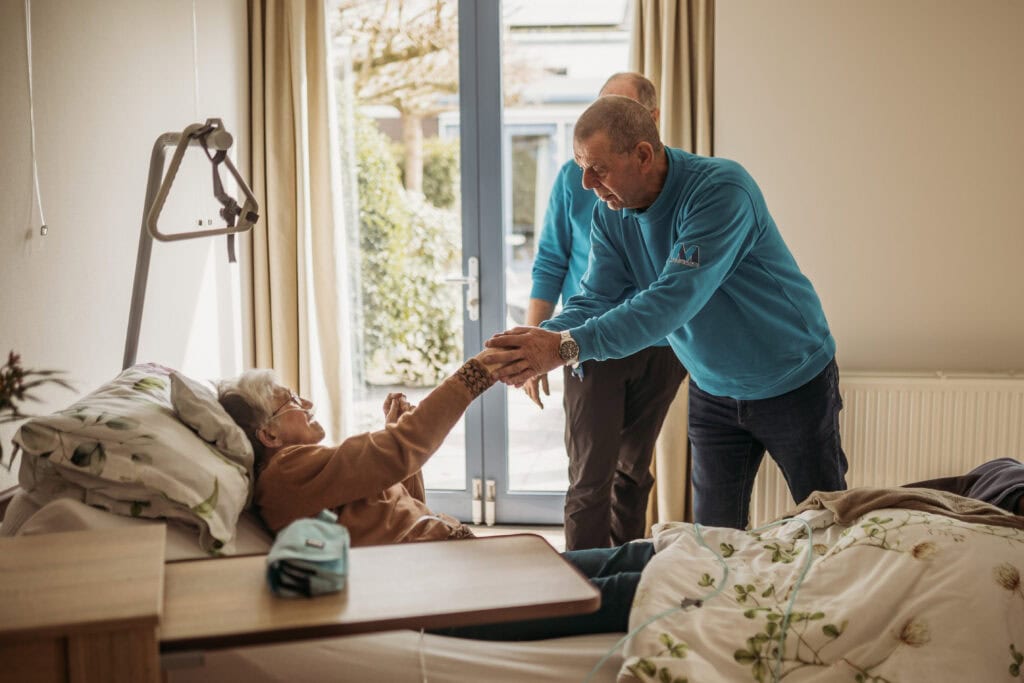 Wensambulance Oost Nederland Ik Zou Zo Graag Langs Mijn Oude Huis 6
