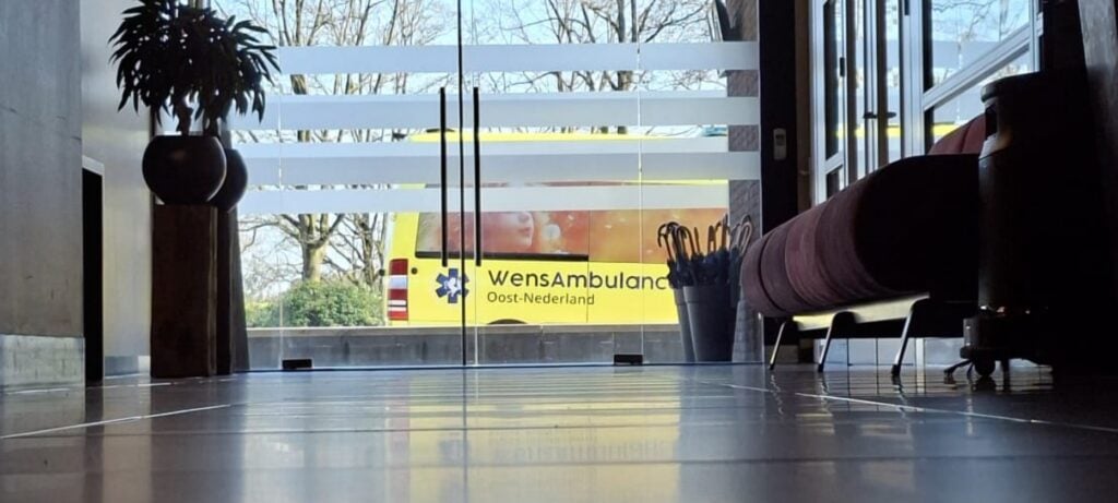 Wensambulance Oost Nederland Afscheid Van Opa