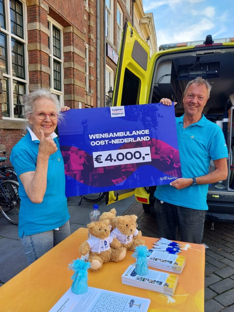 Wensambulance Oost Nederland Roparun Mooiste Doorkomst Zupthen (2)