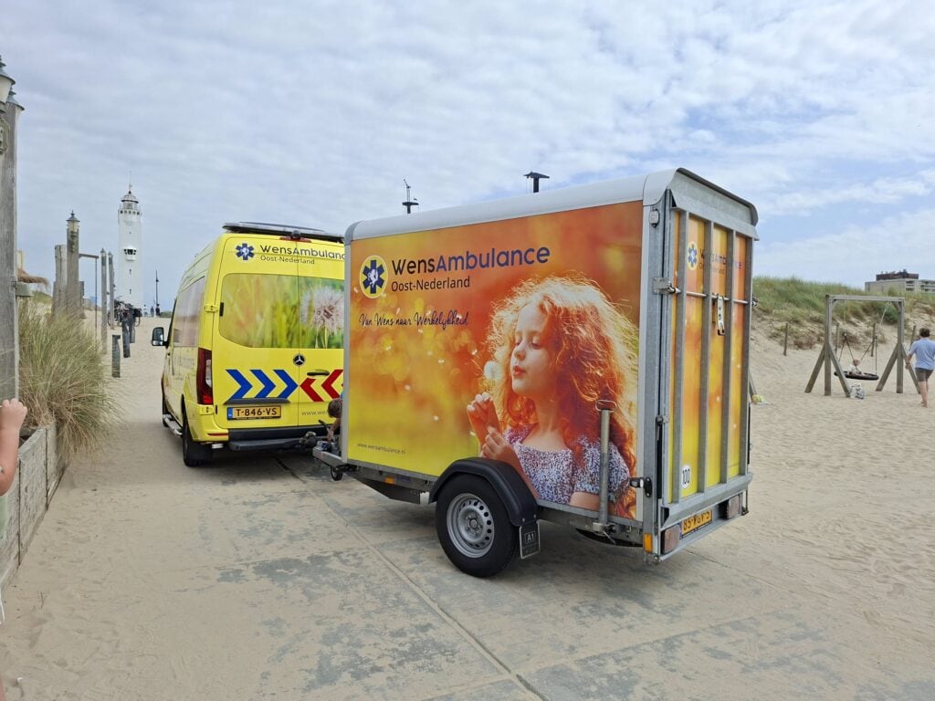 Wensambulance Oost Nederland Naar Noordwijk Aan Zeei (5)