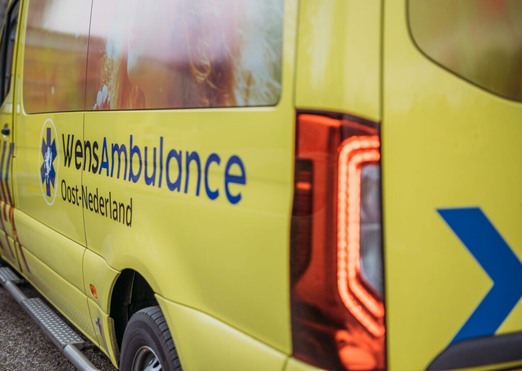 Wensambulance van wensambulance oost-nederland