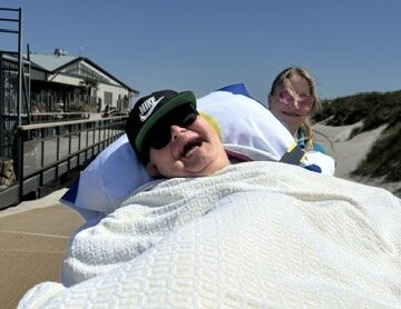 Wensambulance Oost Nederland Met Onze Oom Naar Ameland (8)