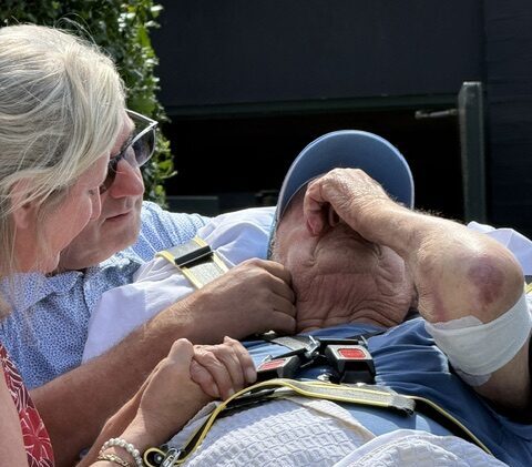 Wensambulance Oost Nederland Bezichtiging Aangelegde Tuin Vanuit Isala (1)