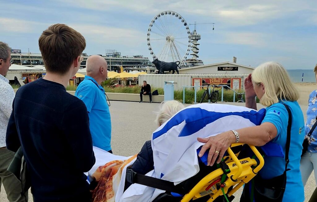Wensambulance Oost Nederland - als het warm is - verpleegkundige mee - elke wens is anders