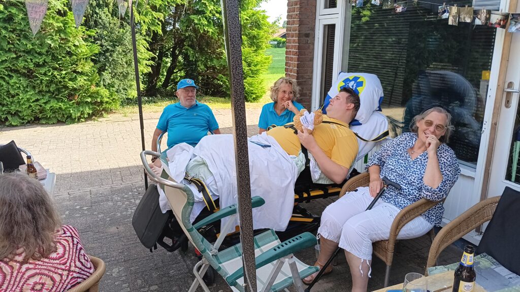Wensambulance Oost Nederland Ralph Naar Familiedag Vanuit Mst (4)