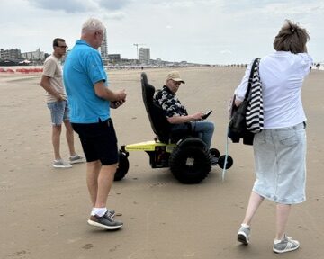 Wensambulance Oost Nederland Naar Zandvoort En Een Ijsje (2)