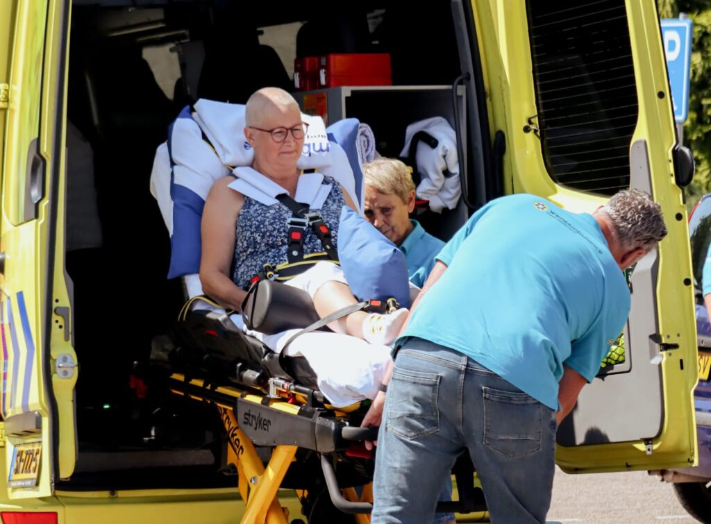 Wensambulance Oost Nederland Wens Van Beppie Vorden Naar Pantropica (3)