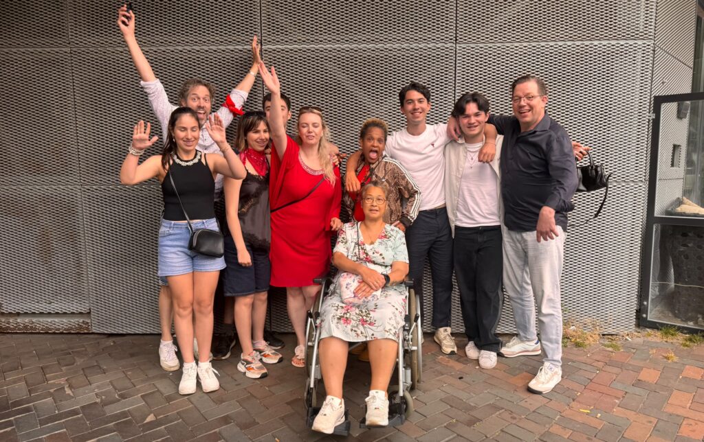 Wensambulance Oost Nederland Wens Naar Bruno Mars (1)
