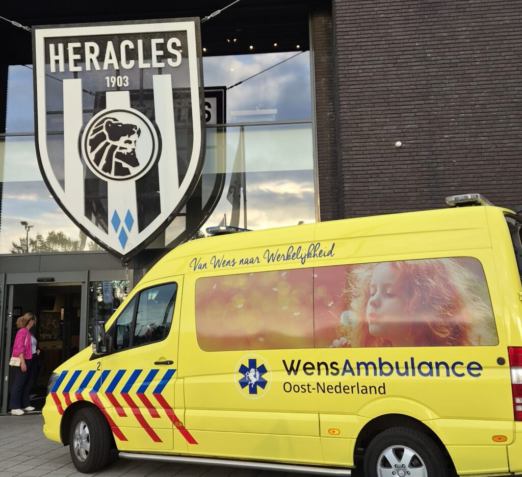 Wensambulance Oost Nederland Dankzij Jou Dag Almeloopers 3