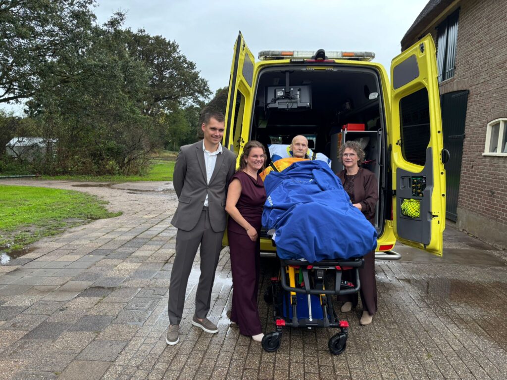 Wensambulance Oost Nederland Huwelijk Kleinzoon Rheeze (3)