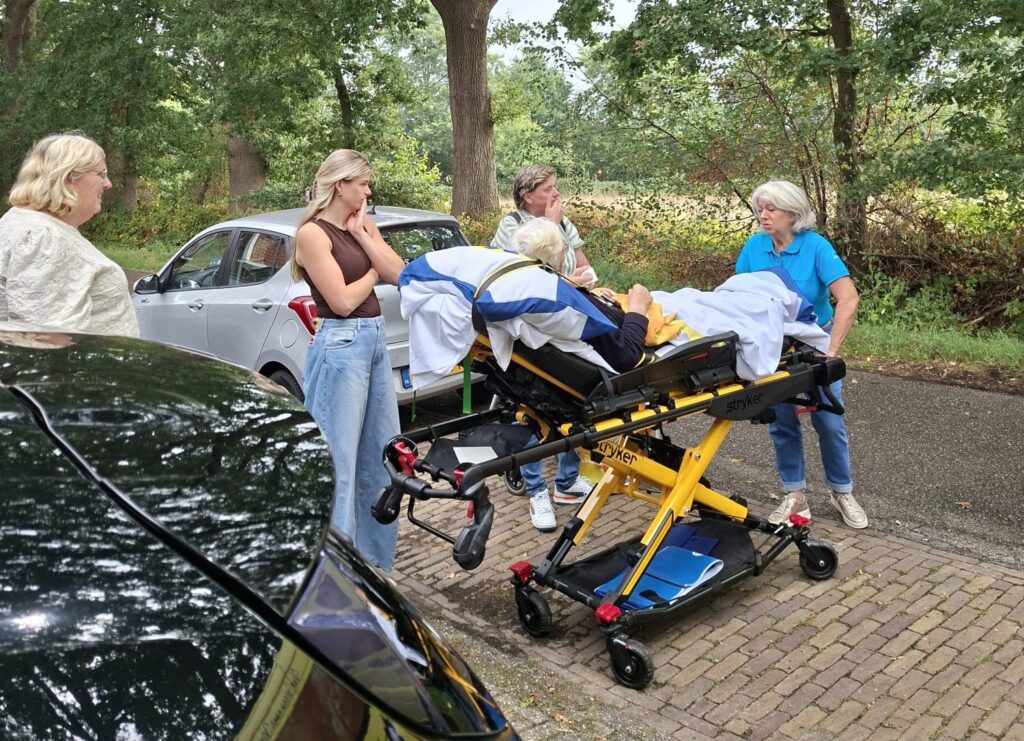Wensambulance Oost Nederland Naar Huis In Denekamp Klein