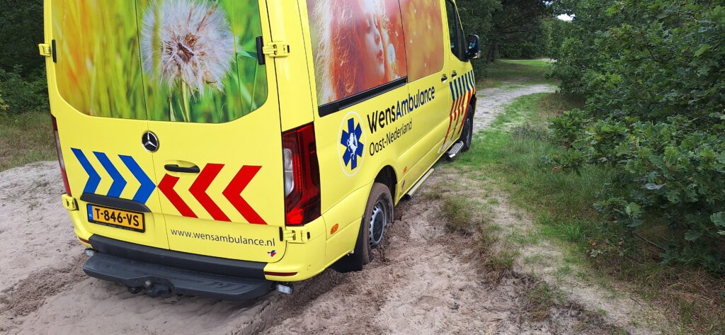 Wensambulance Oost-Nederland - Op Terschelling was niets te veel