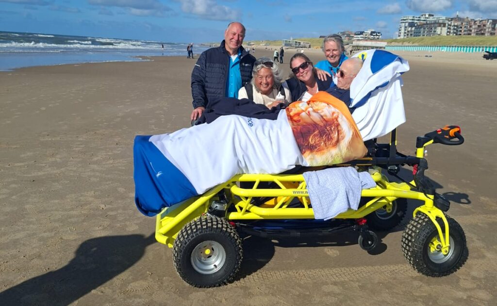 Wensambulance Oost Nederland Egmond Aan Zee Wereld Aan Herinneringen (2)